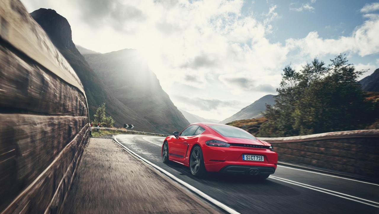 Porsche 718 Cayman T & Porsche 718 Boxster T (15)