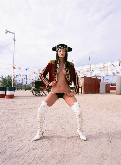 kawamura-yukie-sexy-bullfigter-5-468x637