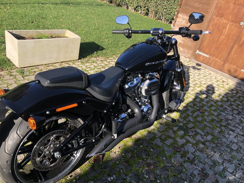 9FCE3701-C661-4E75-8132-931ED4D2F214