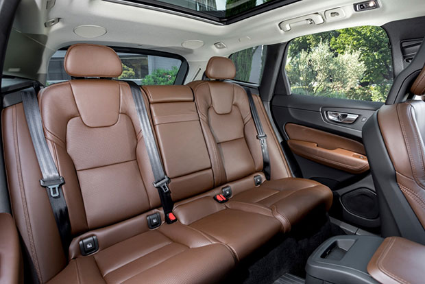 volvo xc60 isofix front seat