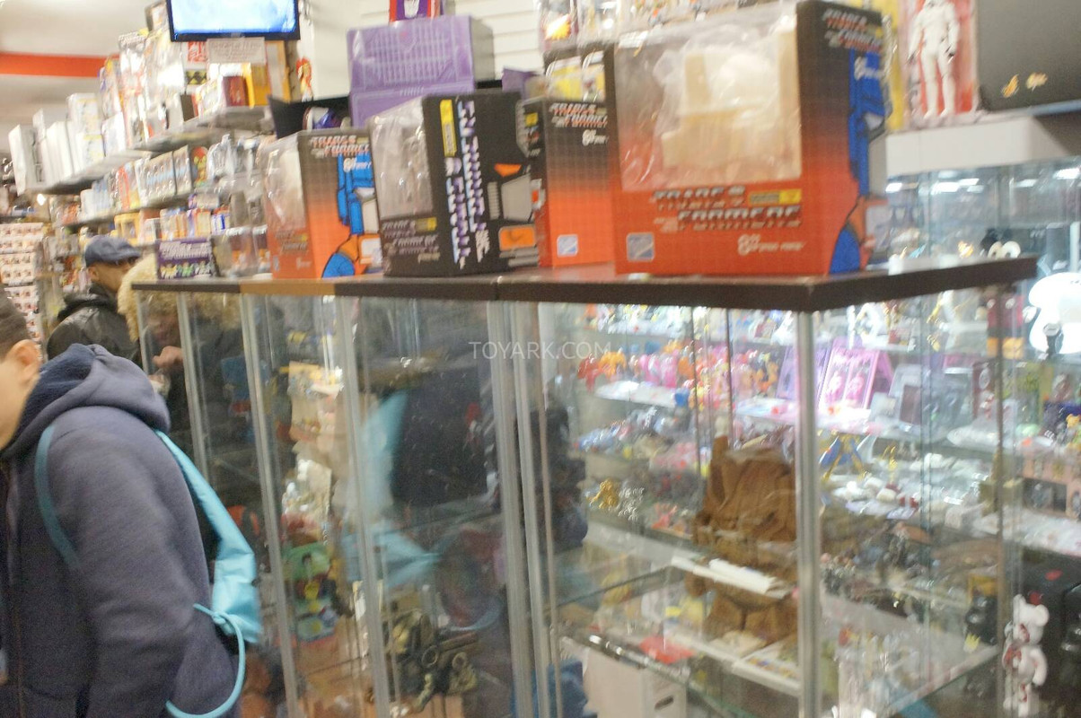 Transformers-Art-Show-028_1392517113