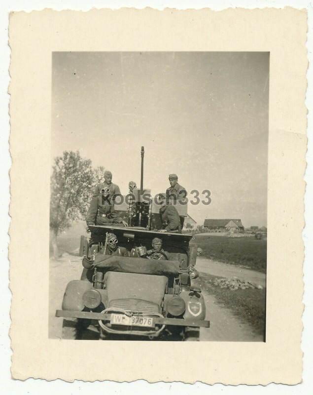 Foto Krupp Protze mit 2cm Flak Geschütz LKW Luftwaffe TKZ Kennung ! Flak Reg. 8