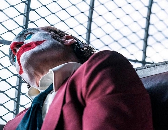 JOKER-JOAQUIN-PHOENIX-FOTOR.jpg