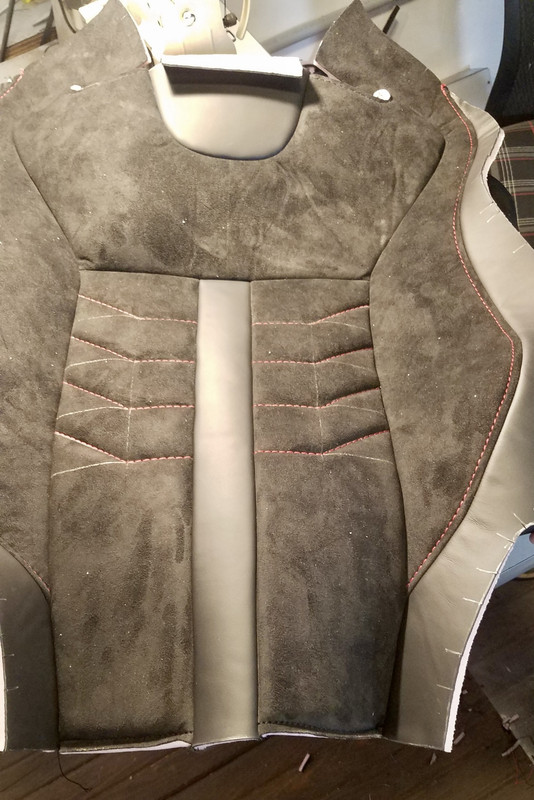 27A98CC7-2D54-4BB5-99EB-094556A5B13B