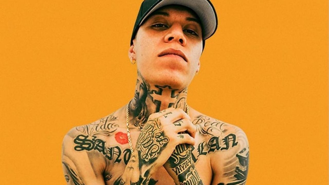 Santa Fe Klan y su lujoso auto valuado en más de 2 millones de pesos