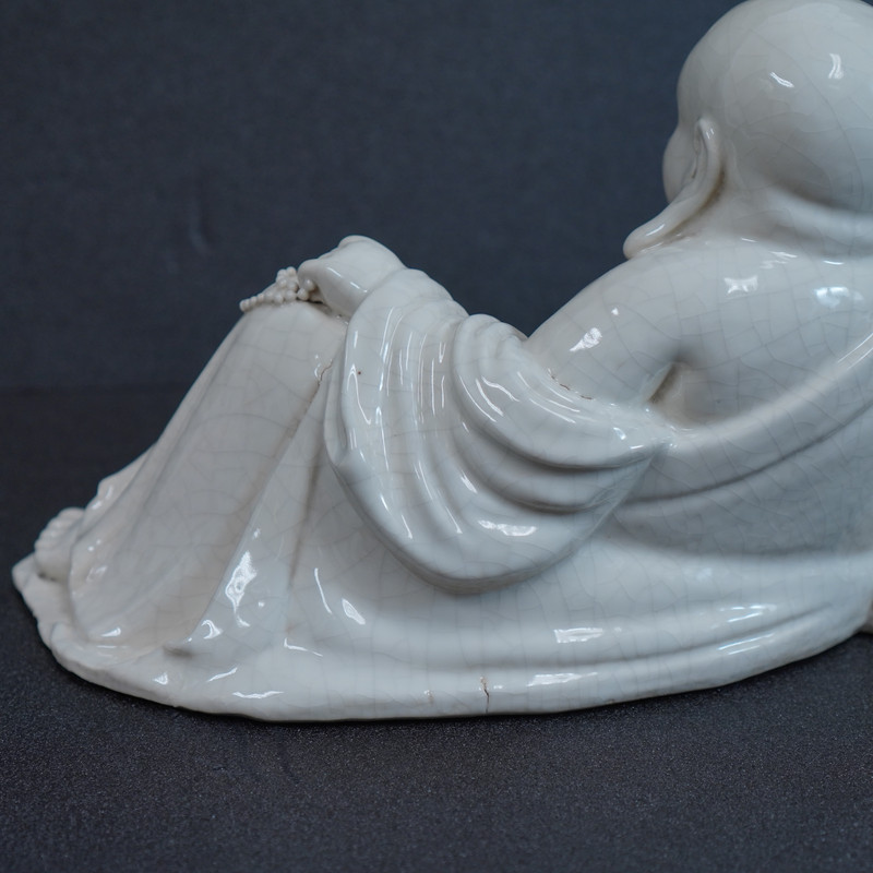 布袋尊 側面