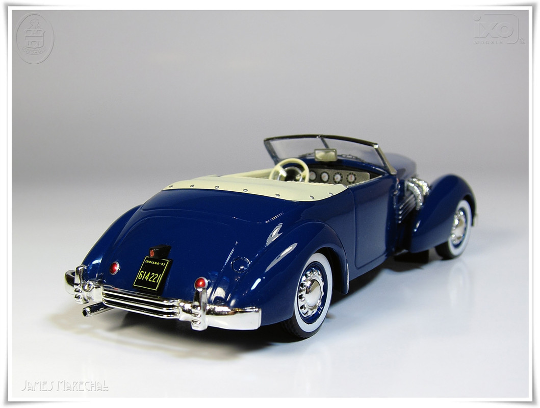 Cord 812 Phaeton (2) Ixo