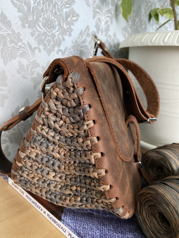 EB4A958C-AD54-402A-9065-FE217E4289FB