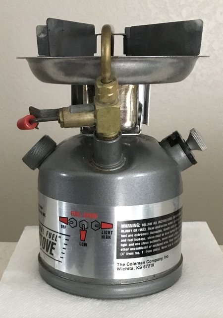 コールマン Coleman Unleaded 440 STOVE Old Coleman Parts > 440 Stove - Lightly Used