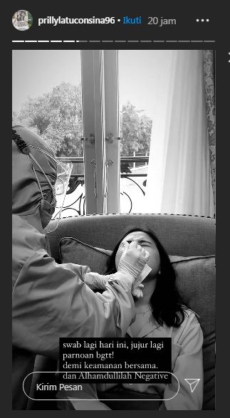 Prilly Latuconsina menjalani tes swab