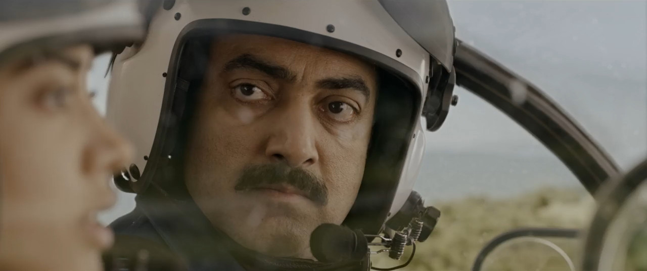 Gunjan Saxena: The Kargil Girl 2020 WebRip [Hindi + Tamil + Telugu] 480p 720p ESub Screenshot