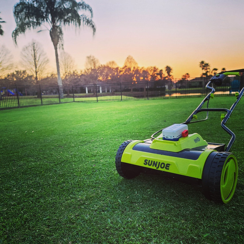 SunJoe Cordless Reel Mower