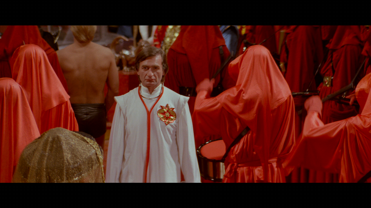 Flash Gordon.mkv_snapshot_00.35.32_[2020.08.19_21.35.43]