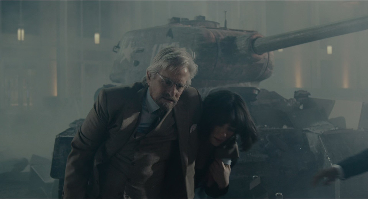 Ant-Man 2015 (1080p x265 10bit Tigole).mkv_snaps