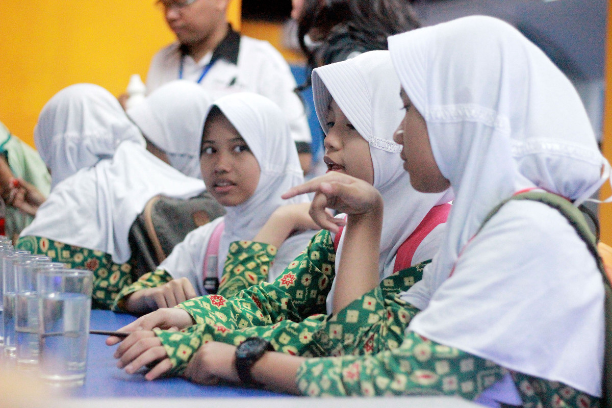 Percobaan-Analisa-Air-secara-Langsung-oleh-Pengunjung
