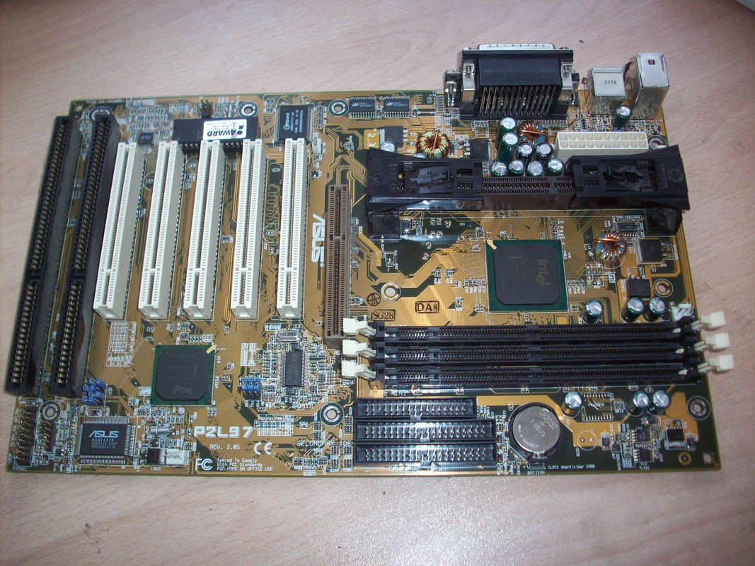ASUS_P2L97 002