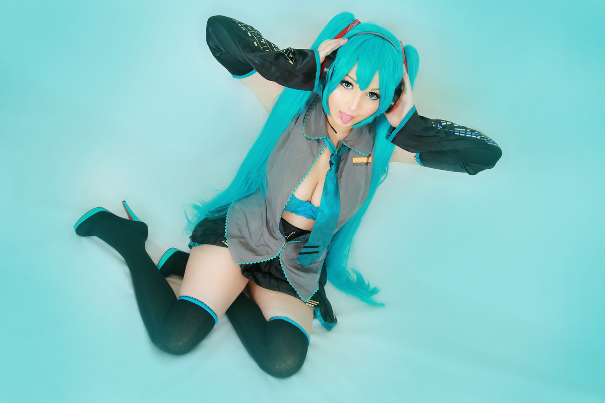 Hatsune Miku (28)