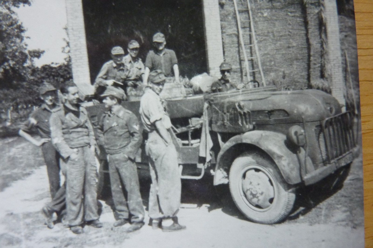 KÜBEL WAGEN,Einheits-PKW Steyr,1