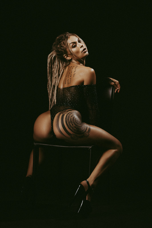 EmmaSensual_Jul21_Studie_0280