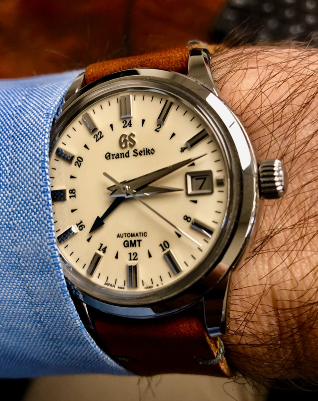 A13EEE05-E532-4A0E-8BA7-0F644ABFB3A3