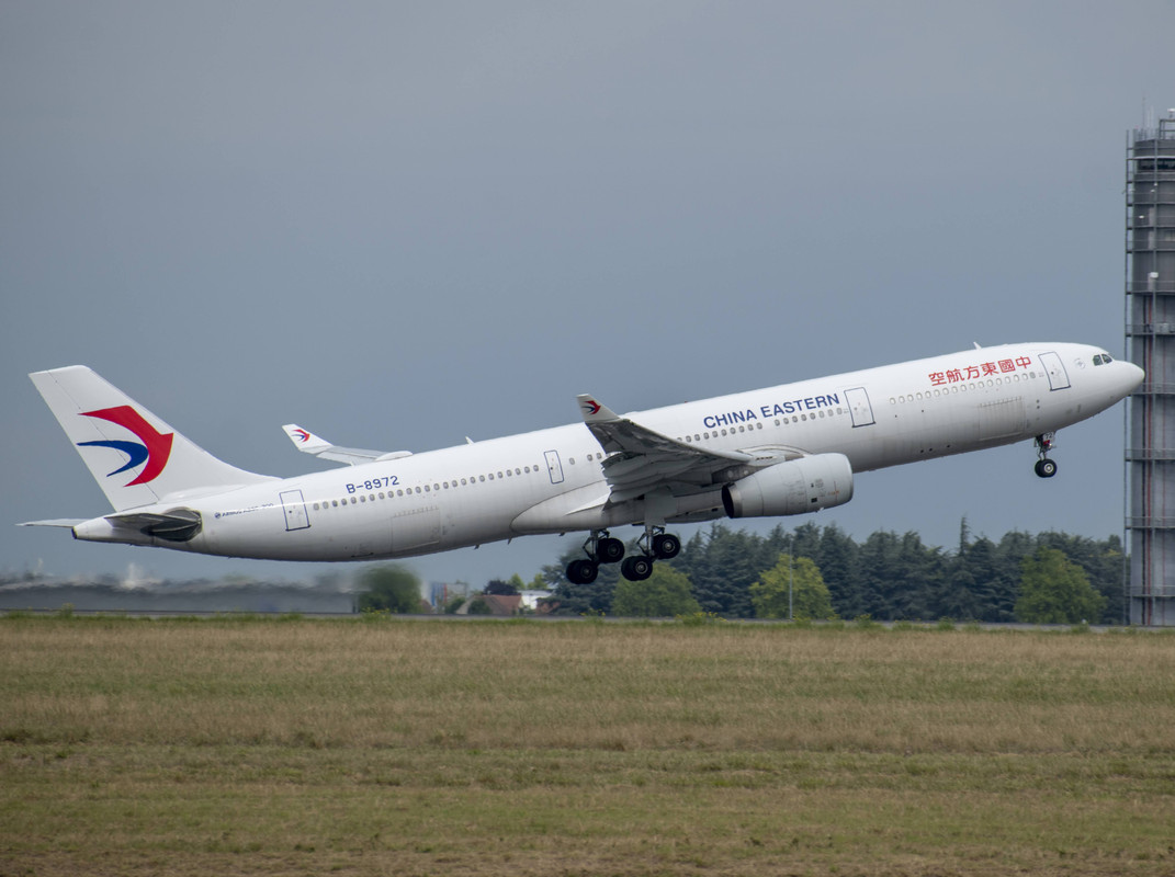 China Eastern A333 1