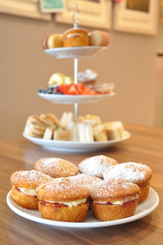 CC-2012-37-Mini-Victoria-Sandwich-Cakes.jpg