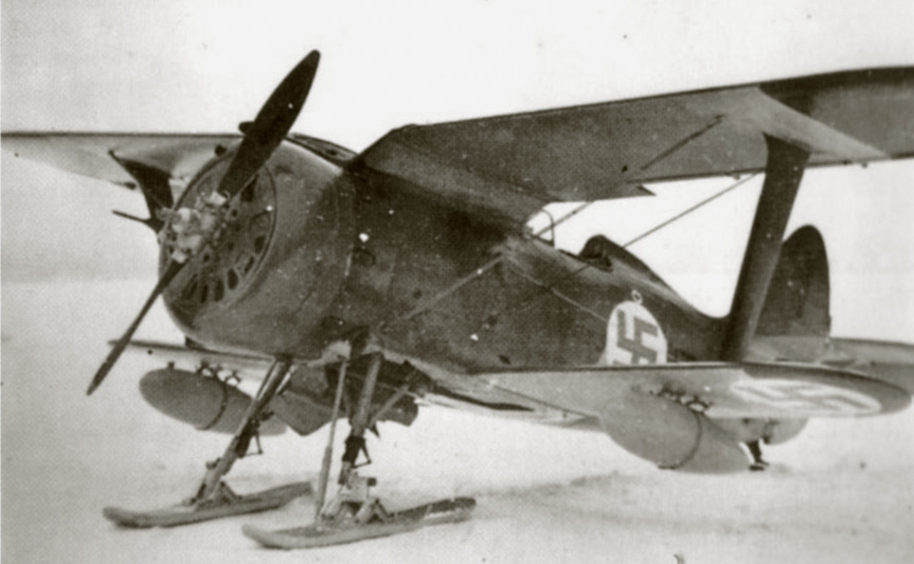 Ilmavoimat-Polikarpov-I-153-FAF-as-IT24-Finland-1941-42-01