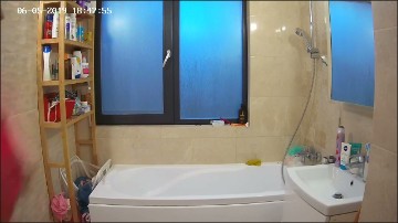 [Image: Voyeur16105083945.jpg]