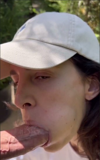 [Image: Cumshots6319122240.jpg]