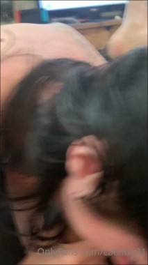 [Image: Cumshots10439033535.jpg]
