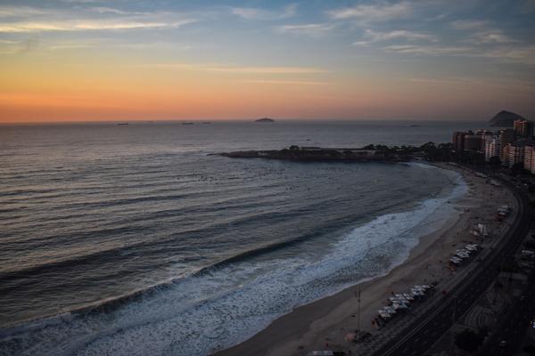 В джазе только девушки или аргентинско-бразильский калейдоскоп В джазе только девушки или аргентинско-бразильский калейдоскоп