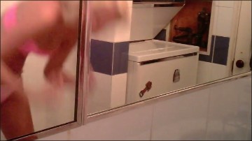 [Image: Voyeur36055142825.jpg]
