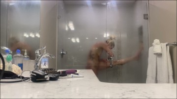 [Image: Voyeur18955113734.jpg]