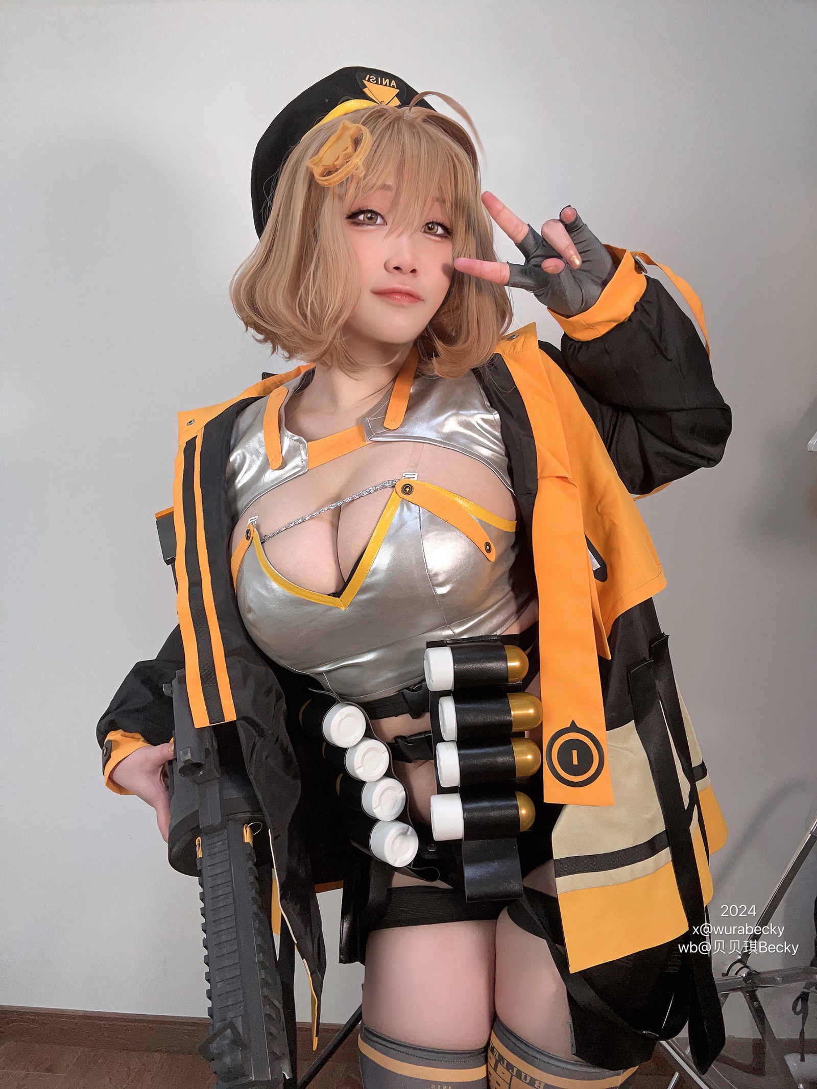 贝贝琪 Becky 阿妮斯 官方风 Cosplay 写真＋视频合集（40P｜4V｜327MB）插图3