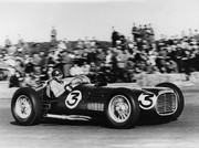 The-BRM-V16-and-driver-Fangio-at-Silverstone-in-1953-article-l-r.jpg