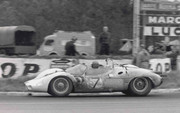 24 HEURES DU MANS YEAR BY YEAR PART ONE 1923-1969 - Page 51 61lm07-MT63-Augie-Pabst-Richard-Thompson-10