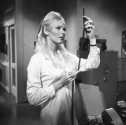 Veronica-Carlson-a26