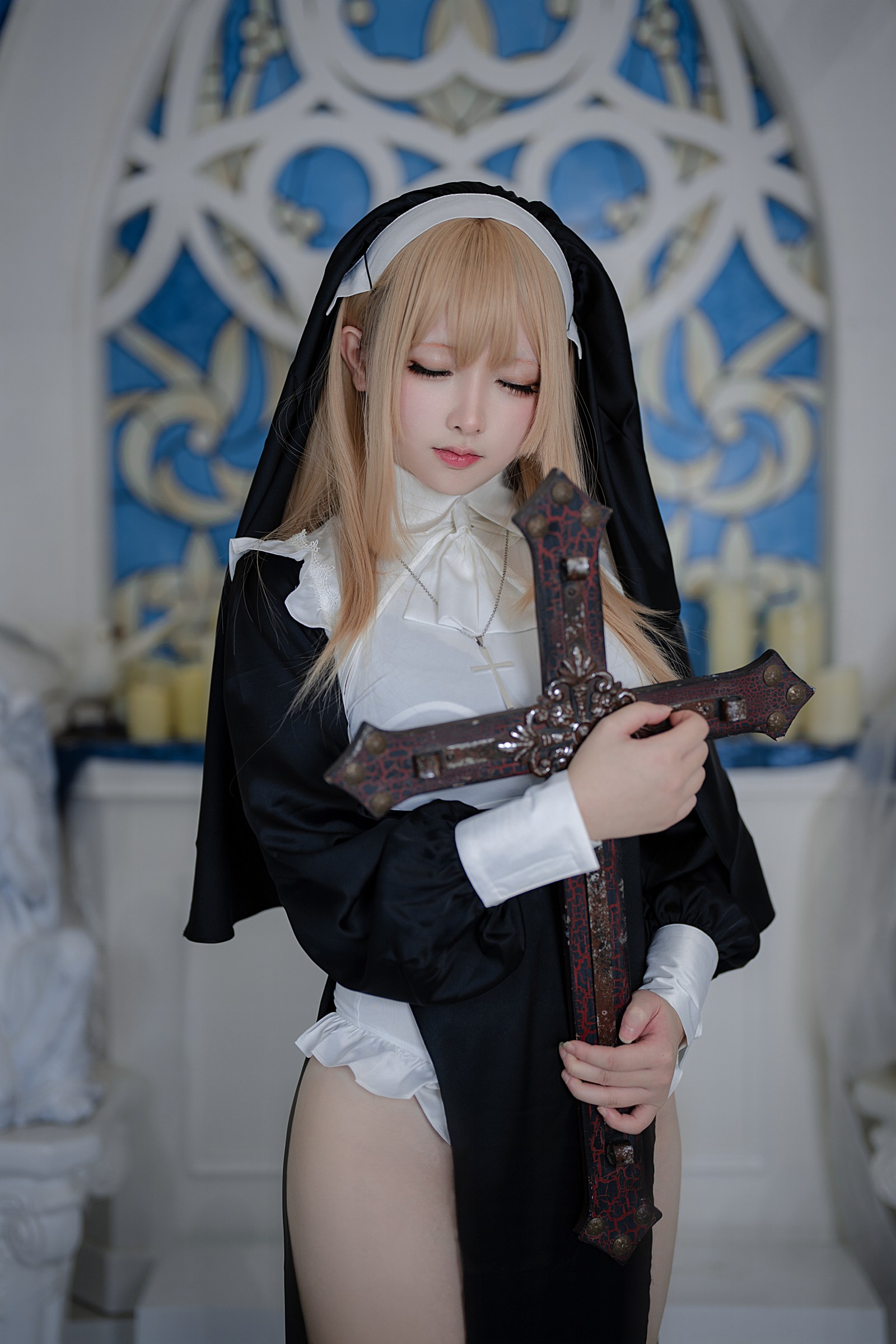 樱梨梨 修女 Cosplay 写真＋视频合集｜高清角色摄影（35P｜681MB）插图