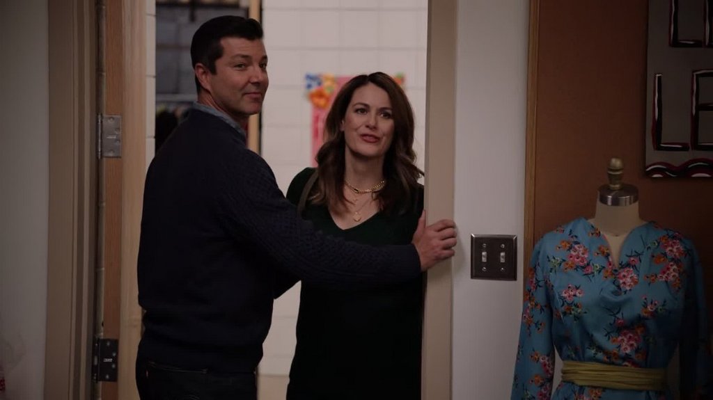 [Image: 10iz6f1diuiv.jpg]