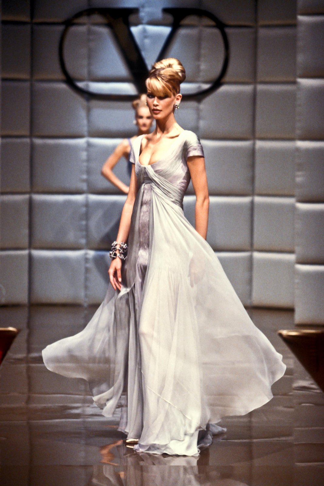 Fashion Classic: V A L E N T I N O Haute Couture Fall/Winter 1995 ...
