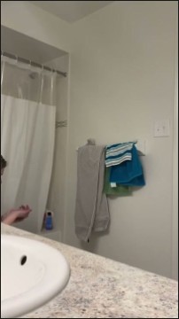 [Image: Voyeur62045121741.jpg]