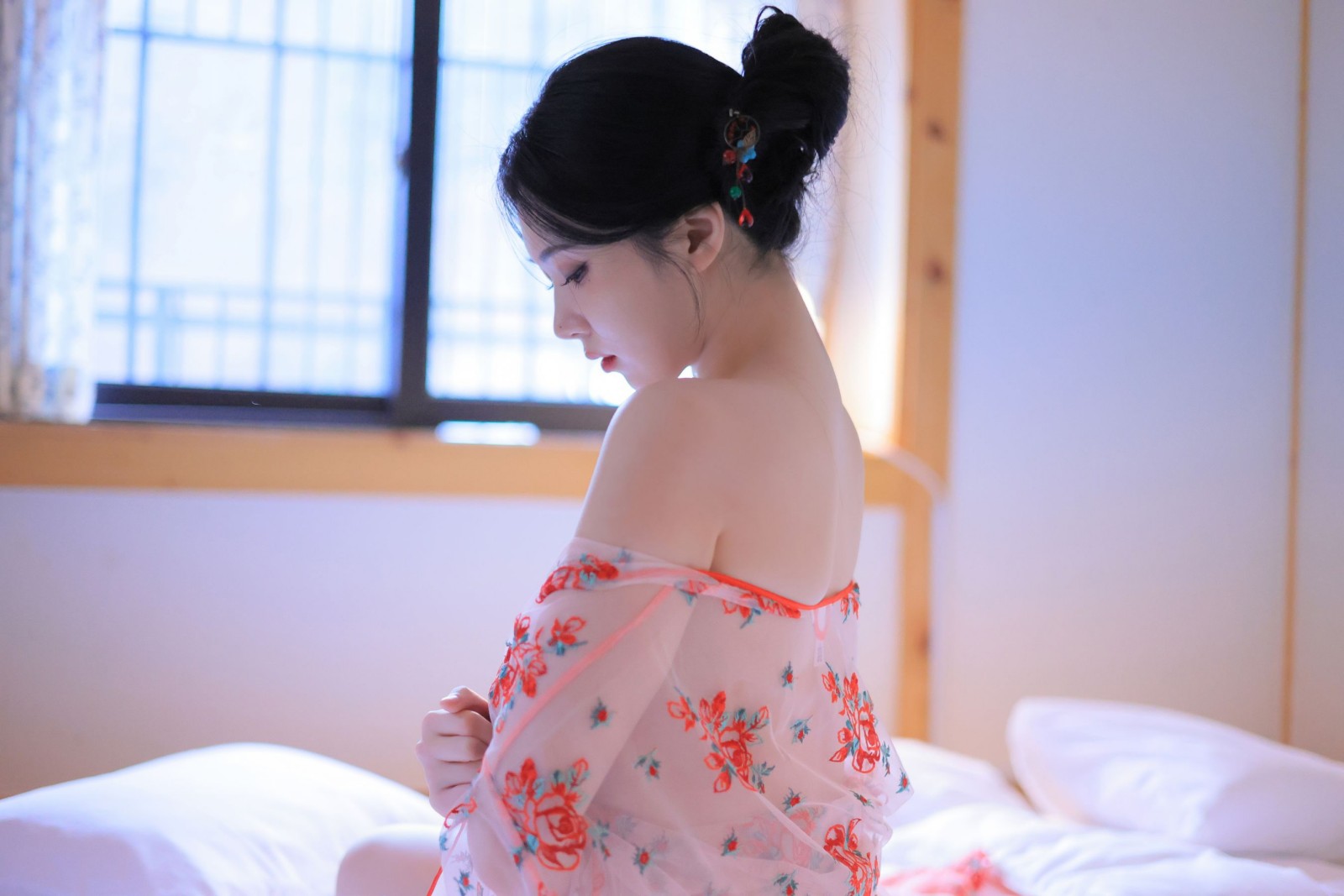 李妍雨YeonWoo写真视频，及写真作品欣赏插图3