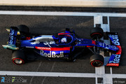 Test session 2019 Abu-Dhabi1204-26