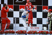 TEMPORADA - Temporada 2001 de Fórmula 1 - Pagina 2 015-40