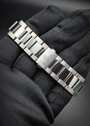 PXL 20260227 035400753 PORTRAIT ORIGINAL