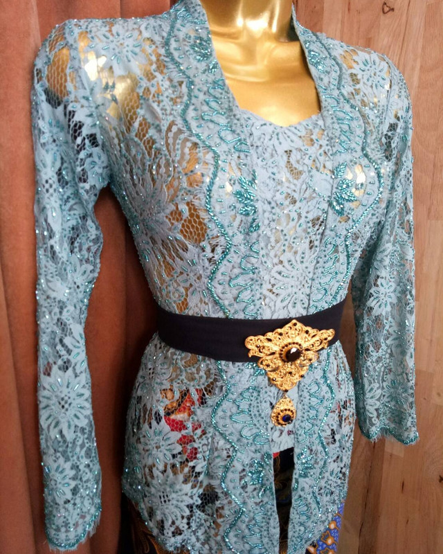 Model Kebaya Brokat 2019 | BALIYA.ID