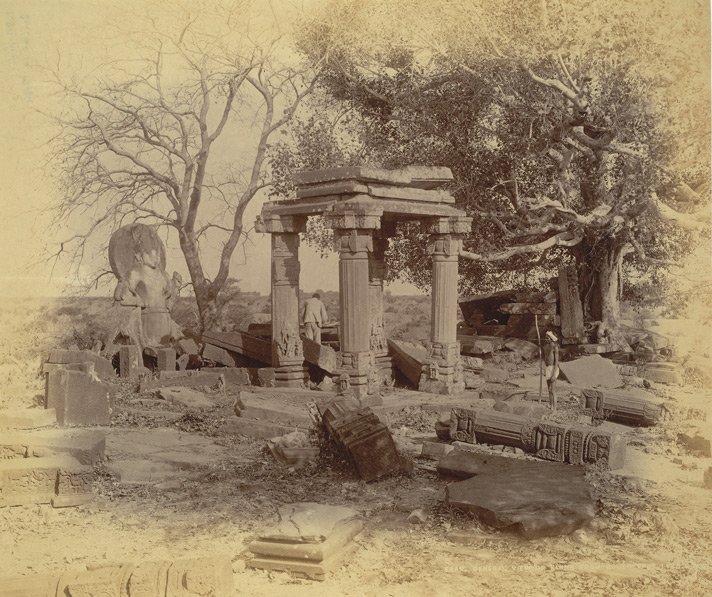 1892_photo_of_Hindu_temple_ruins_Gupta_Empire_era_at_Eran,_Bina_