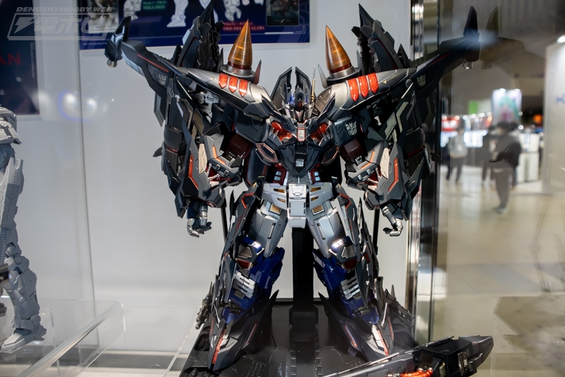 Flame-Toys-Kuro-Kara-Kuri-God-Power-Jet-Armor-02