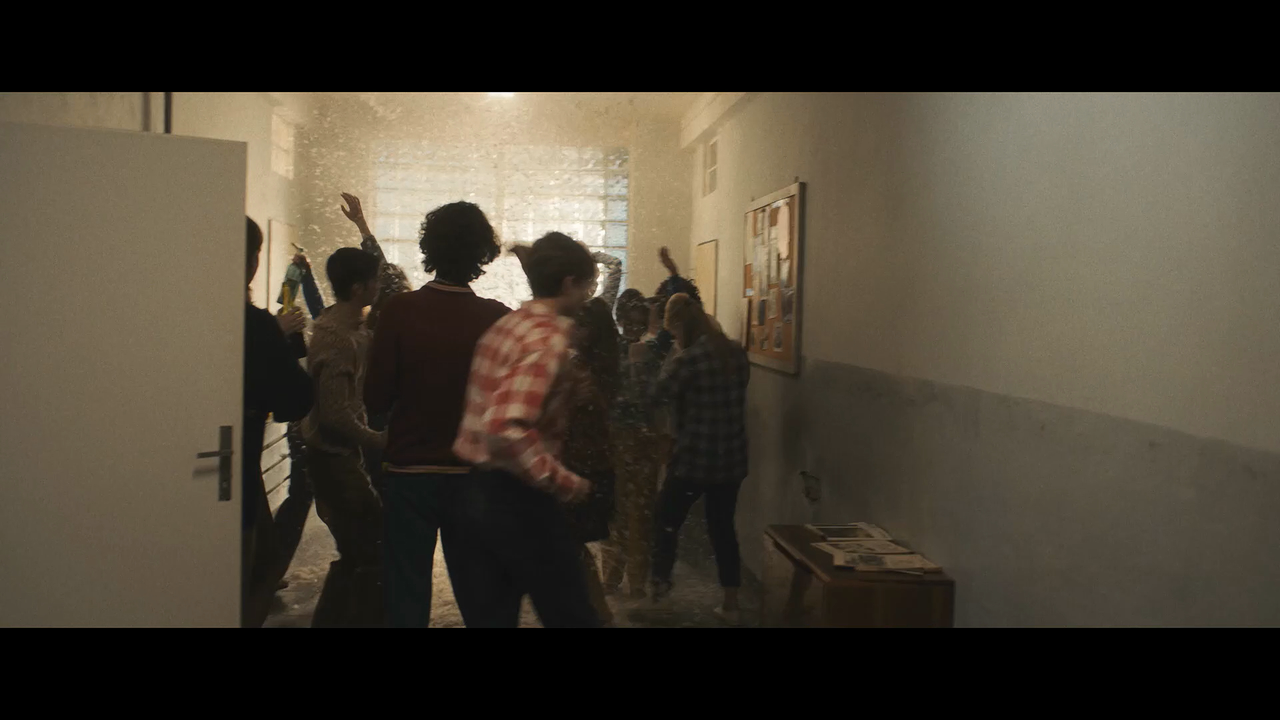 Waves aka Vlny.2024.1080p.WEB-DL.H.264.AAC2.0.mkv_20250225_105411.849