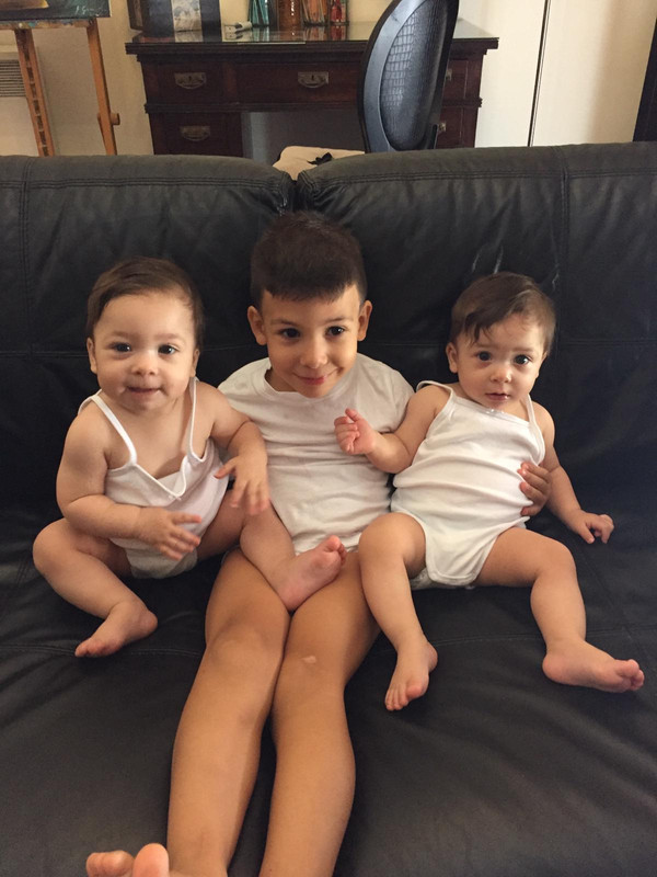 A4A02903-56FD-4F4F-8B5D-090091194639